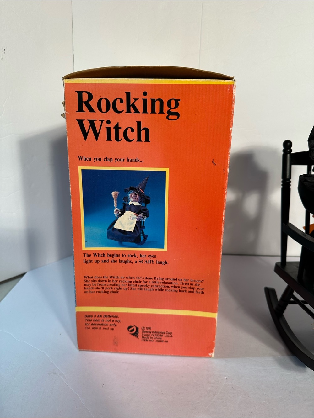Vtg 1991 Gemmy Animated Rocking Witch Halloween Glowing Eyes Rocks Scary Laughs - Picture 6 of 15